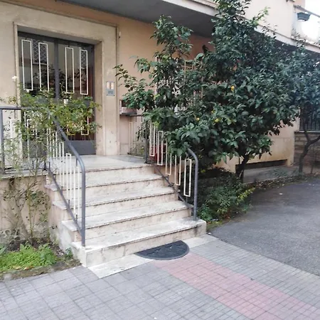 Πανσιόν Eleonora